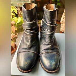 Dkode Navy/Teal Leather Boots with Silver Accents